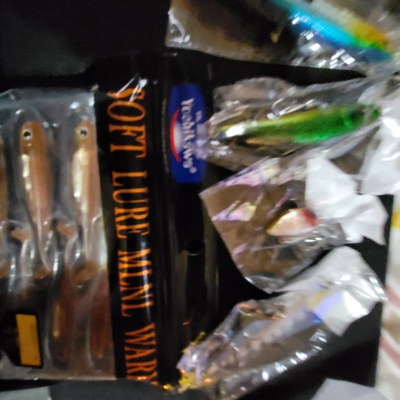 Fishing lures